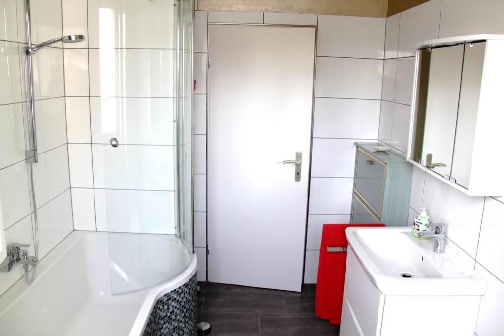 Arche Noah Reilingen Near Hockenheim And Walldorf Экстерьер фото